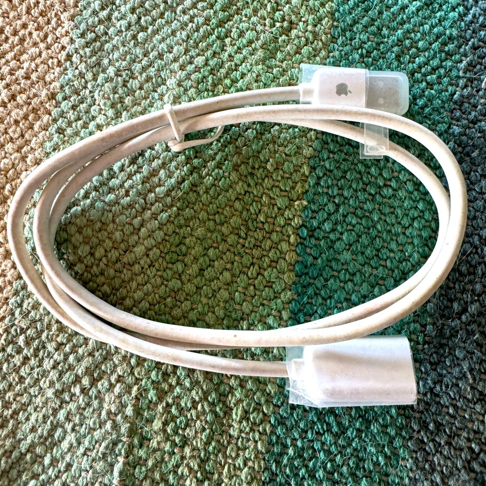 Apple USB-A Extension Cable ⭐️5 for $20⭐️